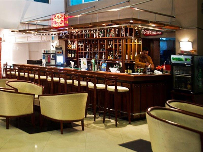 Global Towers Hotel & Apartments Κολόμπο Εξωτερικό φωτογραφία