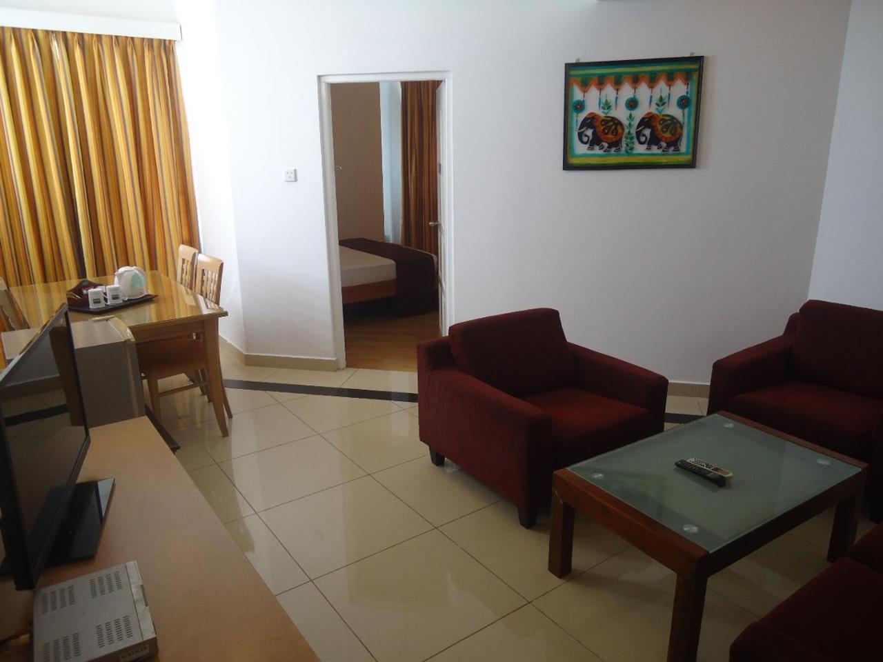 Global Towers Hotel & Apartments Κολόμπο Εξωτερικό φωτογραφία